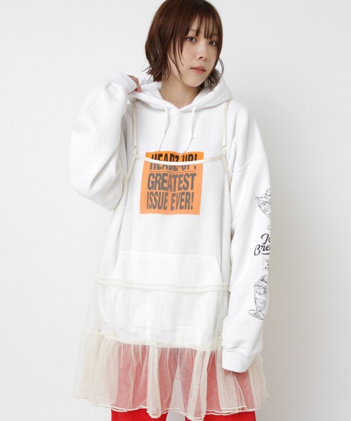 RNA(アールエヌエー)の「M2580 スクエアロゴパーカー(パーカー・レディース・ホワイト/ピンク/ブラック・MEDIUM)」の1枚目の写真