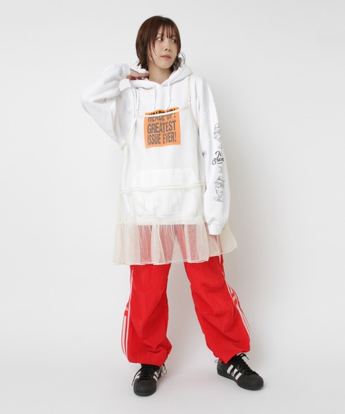 RNA(アールエヌエー)の「M2580 スクエアロゴパーカー(パーカー・レディース・ホワイト/ピンク/ブラック・MEDIUM)」の14枚目の写真