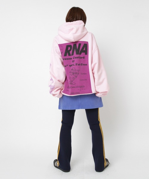 RNA(アールエヌエー)の「M2580 スクエアロゴパーカー(パーカー・レディース・ホワイト/ピンク/ブラック・MEDIUM)」の9枚目の写真