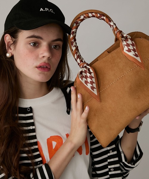 BONLECILL Marche（ボンルシールマルシェ）の「【BONLECILL Marche】《選べる9柄！》アソートリボンスカーフ（バンダナ/スカーフ・レディース・グリーン/ブラック/ブラウン系1/チョコ/ブラウン/テラコッタ/ホワイト/ベージュ/オレンジ系1・FREE）」の9枚目の写真