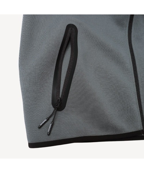 Reebok(リーボック)の「ビッグベクター ジャケット / CONTRAST PANEL FUNNELNECK JACKET(ジャージ・メンズ・アーミー/チャコールグレー×ブラック/グレー・X-LARGE/SMALL/MEDIUM/LARGE)」の20枚目の写真