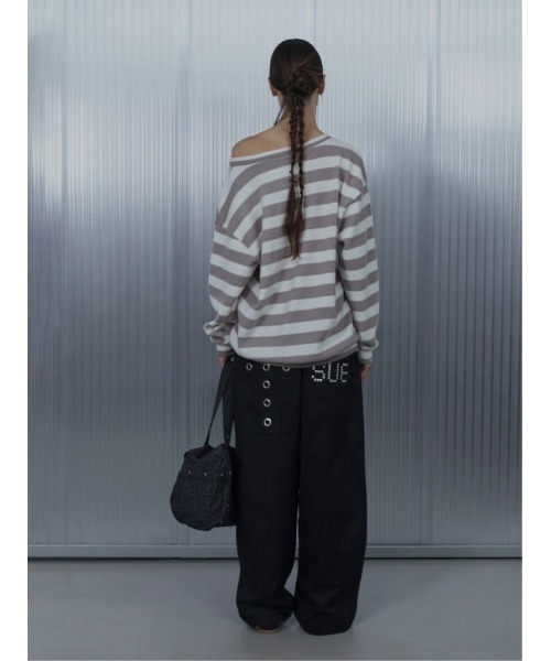 SETUPEXE(セットアップイーエックスイー)の「A'GEM/9 × .kom 『SETUPEXE/セットアップイーエックスイー』 STRIPE V-NECK MTM/ボーダーレースアップオフショルダーニットプルオーバー(ニット/セーター・レディース・アイボリー/ブラック/ブラウン・FREE)」の11枚目の写真