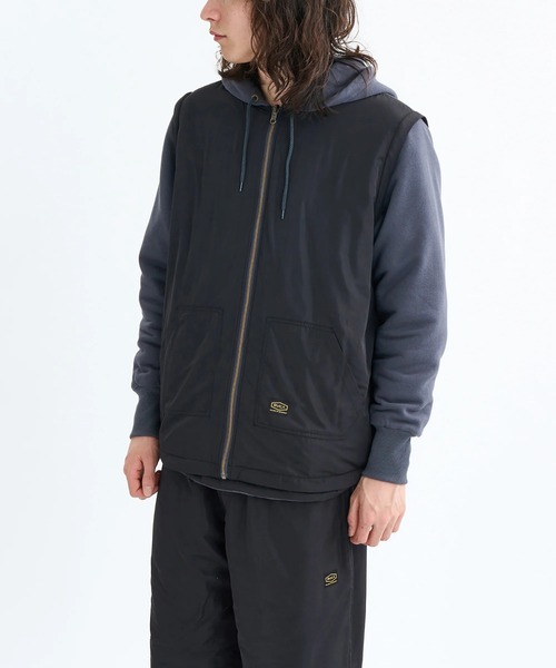 RVCA(ルーカ)の「RVCA メンズ GRANT PUFFER REVERSIBLE ZIP HD パーカー 【2025年秋冬モデル】/ルーカリバーシブルジップアップパーカー・フーディー(SET UP・セットアップ可能・空港コーデ)(パーカー・メンズ・ブラウン系カモフラージュ/ブラック/ブラック系その他・X-LARGE/LARGE/MEDIUM/SMALL)」の4枚目の写真
