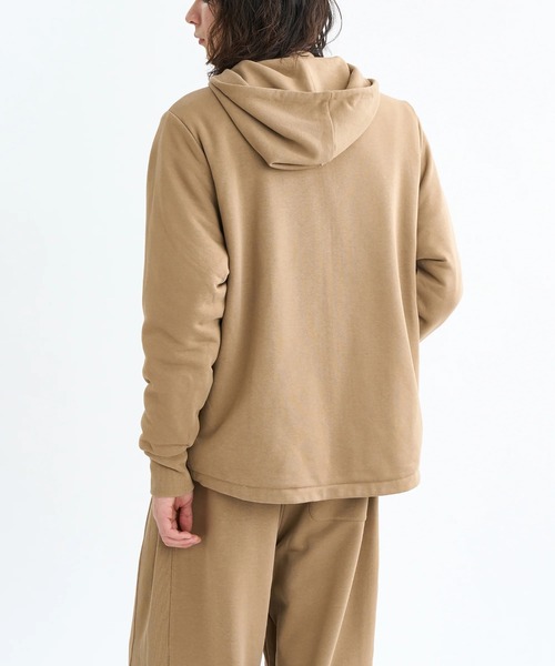 RVCA(ルーカ)の「RVCA メンズ GRANT PUFFER REVERSIBLE ZIP HD パーカー 【2025年秋冬モデル】/ルーカリバーシブルジップアップパーカー・フーディー(SET UP・セットアップ可能・空港コーデ)(パーカー・メンズ・ブラウン系カモフラージュ/ブラック/ブラック系その他・X-LARGE/LARGE/MEDIUM/SMALL)」の18枚目の写真