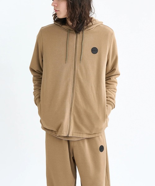 RVCA(ルーカ)の「RVCA メンズ GRANT PUFFER REVERSIBLE ZIP HD パーカー 【2025年秋冬モデル】/ルーカリバーシブルジップアップパーカー・フーディー(SET UP・セットアップ可能・空港コーデ)(パーカー・メンズ・ブラウン系カモフラージュ/ブラック/ブラック系その他・X-LARGE/LARGE/MEDIUM/SMALL)」の20枚目の写真