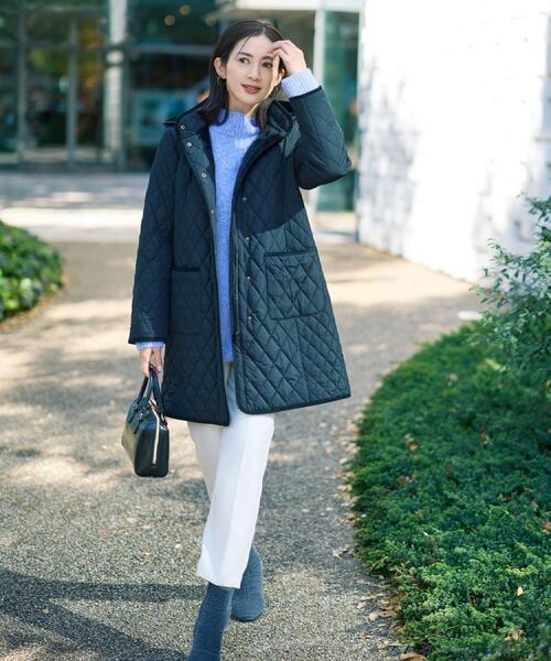 SHOO・LA・RUE(シューラルー)の「【撥水/フード取り外し可】自然にくびれる あったかダイヤ柄キルトコート【CIRCRIC】(その他アウター・レディース・ブラック/ライトベージュ/チャコールグレー・02/03/01/04)」の14枚目の写真