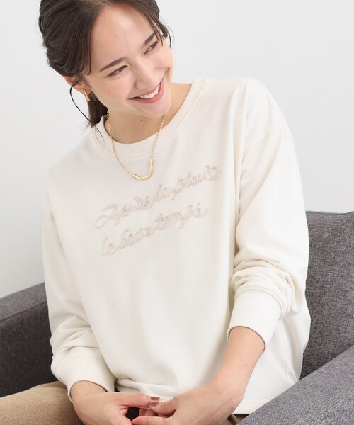 SHOO・LA・RUE（シューラルー）の「コード刺繍ミニ裏毛トップス（Tシャツ/カットソー・レディース・アイボリー系/ライトグレー系1/ブラック系2・01/02/03/04）」の3枚目の写真