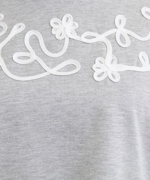 SHOO・LA・RUE（シューラルー）の「コード刺繍ミニ裏毛トップス（Tシャツ/カットソー・レディース・アイボリー系/ライトグレー系1/ブラック系2・01/02/03/04）」の11枚目の写真