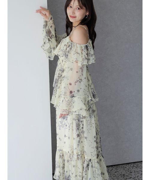 SNIDEL（スナイデル）の「オフショルフリルワンピース（ワンピース・レディース・イエロー/マルチ/コーラル・0/1）」の7枚目の写真
