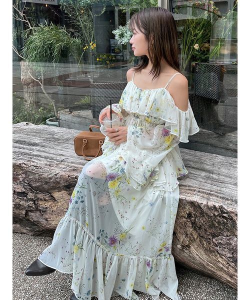 SNIDEL オフショルフリルワンピース SNIDEL（スナイデル） ワンピース オフショルフリルワンピース