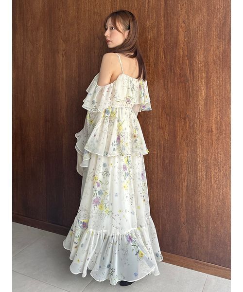 SNIDEL（スナイデル）の「オフショルフリルワンピース（ワンピース・レディース・イエロー/マルチ/コーラル・0/1）」の16枚目の写真