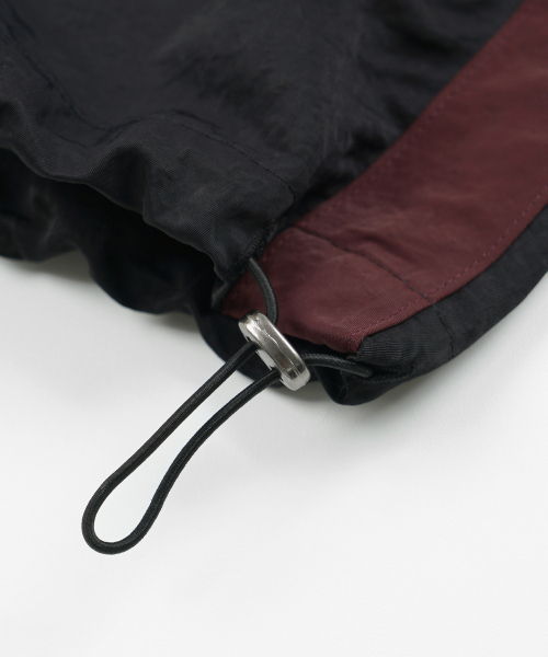 FRIZMWORKS(フリズムワークス)の「STRING NYLON TRACK PANTS _ BLACK(スウェットパンツ・メンズ・その他・SMALL/MEDIUM/LARGE/X-LARGE)」の6枚目の写真