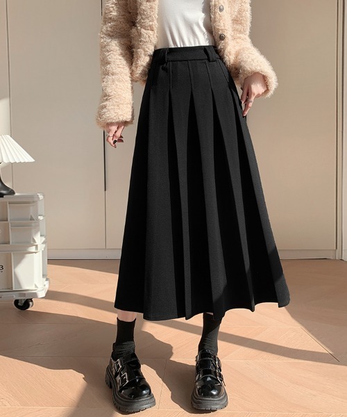 Doux Belle（ドゥーベル）の「ハイウエストプリーツミディスカート（スカート・レディース・ダークグレー/ブラック・MEDIUM）」の10枚目の写真