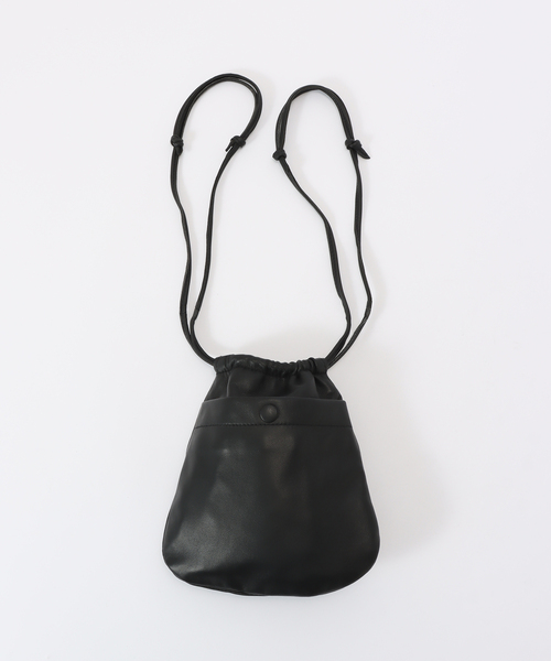 FRAMeWORK（フレームワーク）の「CCU drawstring bag（クラッチバッグ・レディース・ブラウン/ブラック・FREE）」の5枚目の写真