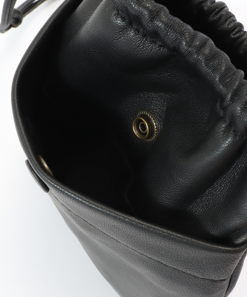 FRAMeWORK（フレームワーク）の「CCU drawstring bag（クラッチバッグ・レディース・ブラウン/ブラック・FREE）」の9枚目の写真