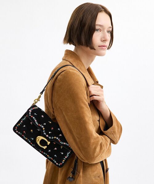 COACH（コーチ）の「タビー ショルダー バッグ 26・デインティー エン