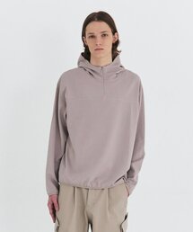WINDER（ワインダー）の「HALF ZIP-UP TECHNICAL SCUBBER TOP - TAUPE GREY（パーカー）」