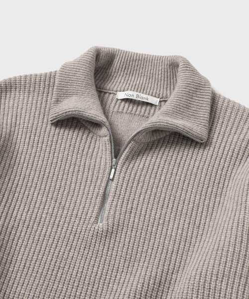 NONBLANK（ノンブランク）の「ルーズフィットハーフジップカラーニット_LIGHT MOCHA（ニット/セーター・メンズ・その他・MEDIUM/LARGE/X-LARGE）」の2枚目の写真