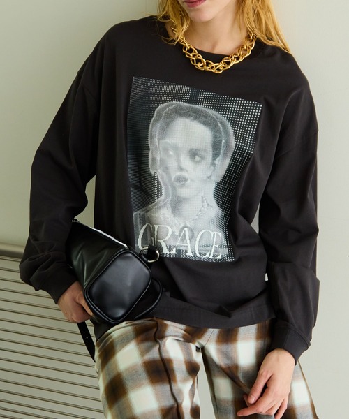 MAISON SPECIAL(メゾンスペシャル)の「GRACE Print Long Tee/GRACEプリントロンTEE(Tシャツ/カットソー・レディース・ホワイト/イエロー/チャコールグレー・FREE)」の7枚目の写真