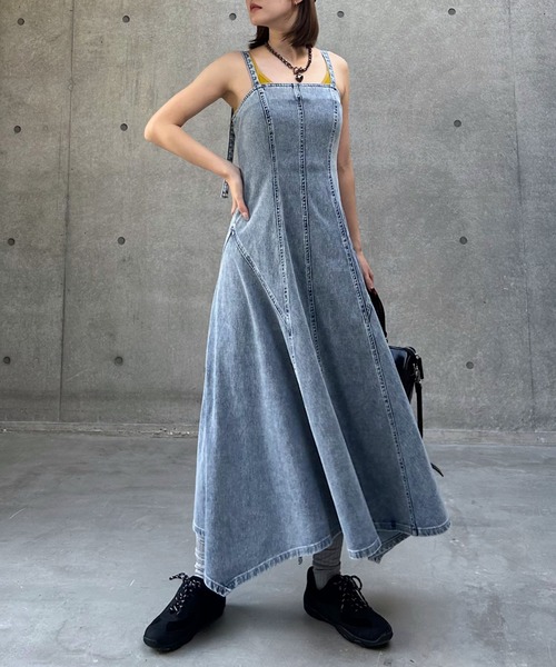 PAGEBOY（ページボーイ）の「＜まるでデニム見え！/紫外線カット/ストレッチ＞マルデニキャミワンピース（ワンピース・レディース・ライトブルー/ブラック/ブルー・FREE）」の14枚目の写真