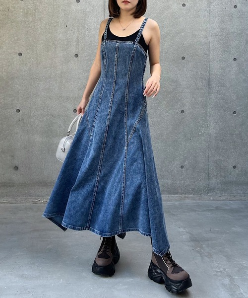 PAGEBOY（ページボーイ）の「＜まるでデニム見え！/紫外線カット/ストレッチ＞マルデニキャミワンピース（ワンピース・レディース・ライトブルー/ブラック/ブルー・FREE）」の18枚目の写真