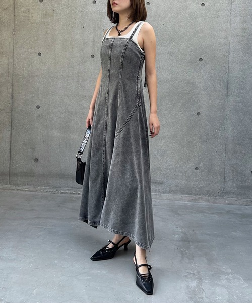 PAGEBOY（ページボーイ）の「＜まるでデニム見え！/紫外線カット/ストレッチ＞マルデニキャミワンピース（ワンピース・レディース・ライトブルー/ブラック/ブルー・FREE）」の6枚目の写真