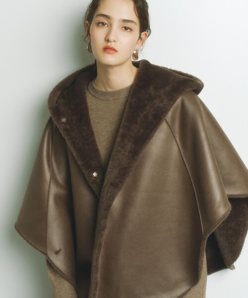 2WAYリバーシブル】ショートファーリバーシブルポンチョ（ポンチョ