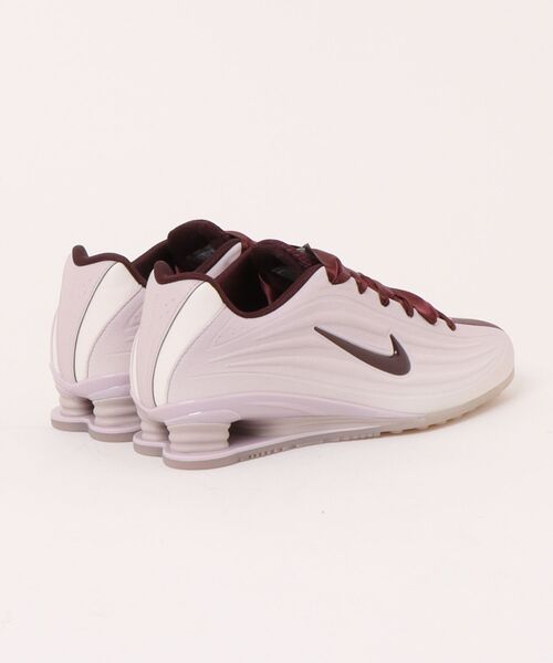 Nike Shox ホワイト/ピンク スニーカー W SHOX Z SE IQ3364-627（スニーカー）｜NIKE（ナイキ）のファッション