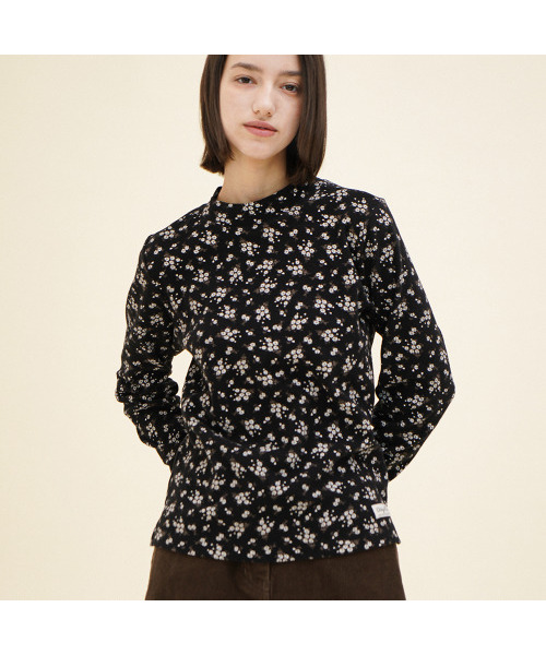CHIQUITA(チキータ)の「ハーフタートルスウェットシャツ(フラワーナッピング)ブラック 244603FBK(Tシャツ/カットソー・レディース・その他・SMALL/MEDIUM)」の4枚目の写真