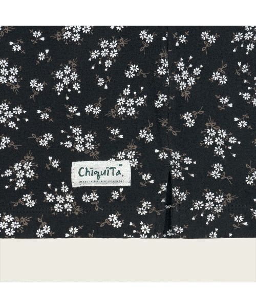 CHIQUITA(チキータ)の「ハーフタートルスウェットシャツ(フラワーナッピング)ブラック 244603FBK(Tシャツ/カットソー・レディース・その他・SMALL/MEDIUM)」の5枚目の写真