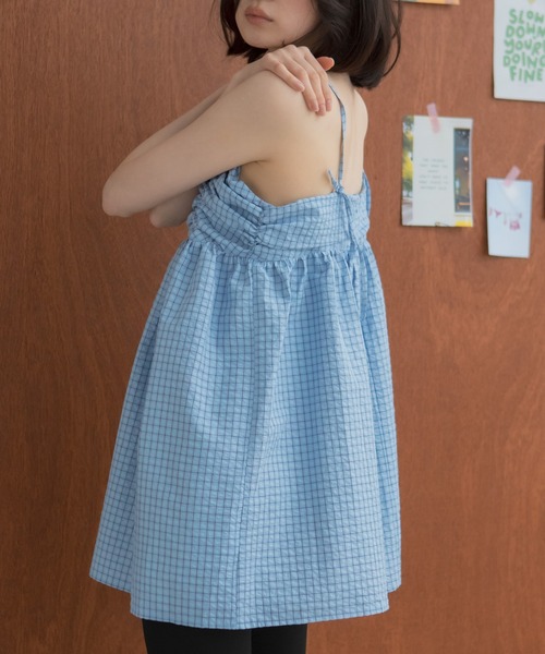 HEILIS(ヘイリス)の「チェックギャザーチュニックキャミソール / チェック柄 キャミ ノースリーブ 韓国 春服 夏服 ガーリー トレンド キャミソール イエロー ブラウン ブルー 茶 黄 青 チュニック トップス(キャミソール・レディース・ブルー/ブラウン・FREE)」の16枚目の写真