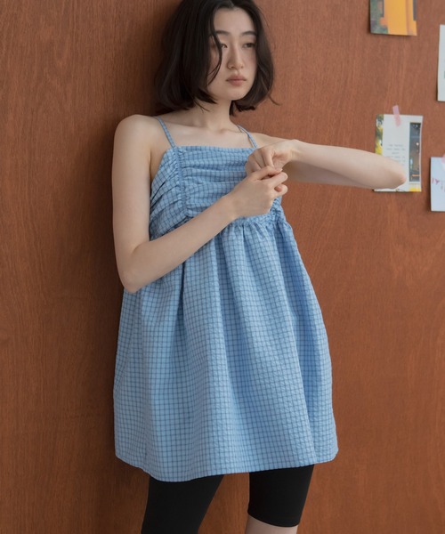 HEILIS(ヘイリス)の「チェックギャザーチュニックキャミソール / チェック柄 キャミ ノースリーブ 韓国 春服 夏服 ガーリー トレンド キャミソール イエロー ブラウン ブルー 茶 黄 青 チュニック トップス(キャミソール・レディース・ブルー/ブラウン・FREE)」の15枚目の写真
