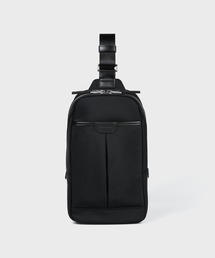 Paul Smith（ポールスミス）の「ストローグレインレザー ボディバッグ