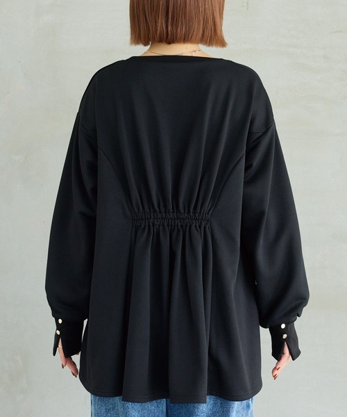 LAVEANGE(ラビアンジェ)の「ウエストタック ライトスウェットプルオーバー(スウェット・レディース・グレイッシュベージュ/ブラック・3L/LL/M/5L/4L)」の22枚目の写真