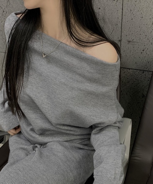 Aelina(エリナ)の「オフショルダー長袖トップスハイウエストワイドパンツセットアップ(セットアップ・レディース・アイボリー/グレー/ブラック・FREE)」の11枚目の写真