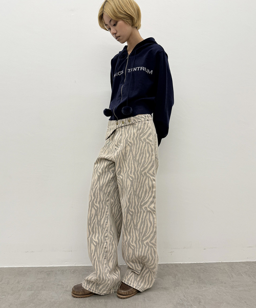 Oriens JOURNAL STANDARD(オリエンス ジャーナルスタンダード)の「レタリングニットフーディー(ニット/セーター・レディース・ネイビー/ホワイト・FREE)」の6枚目の写真