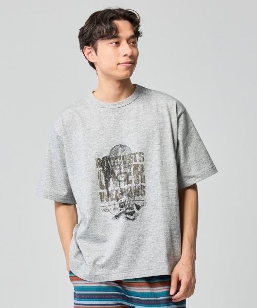 KRIFF MAYER(クリフメイヤー)の「やわらかヘビー天竺T(OVER)(Tシャツ/カットソー・メンズ・チャコール/ナチュラル/グレー・MEDIUM/LARGE/X-LARGE)」の1枚目の写真