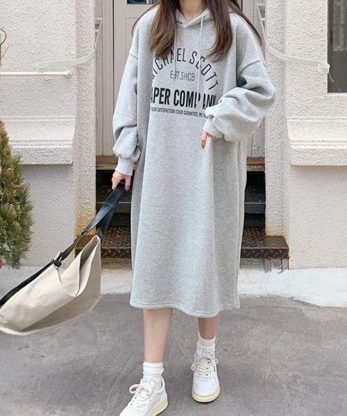 Miniministore(ミニミニストア)の「フーディスウェットワンピース裏起毛ワンピ(ワンピース・レディース・ダークグレー/ブラック/ライトグレー・FREE)」の2枚目の写真