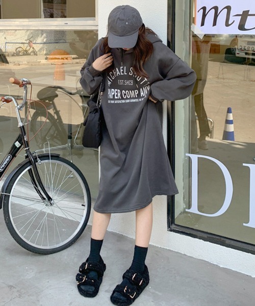 Miniministore(ミニミニストア)の「フーディスウェットワンピース裏起毛ワンピ(ワンピース・レディース・ダークグレー/ブラック/ライトグレー・FREE)」の5枚目の写真