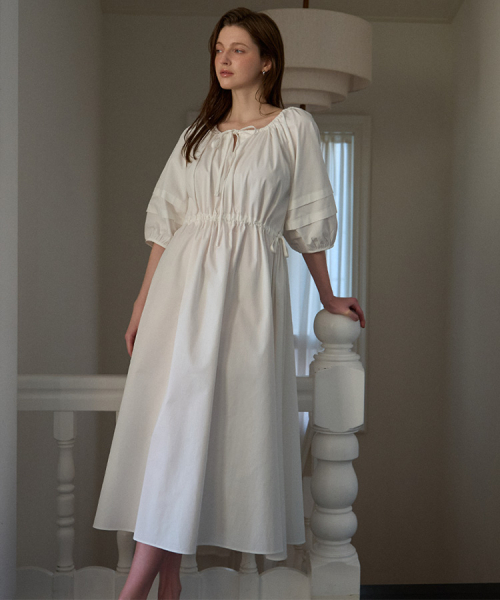 DEHEVE（デヘヴェ）の「Ribbon Shirring Puff Long Dress [Ivory]（ワンピース・レディース・アイボリー・FREE）」の2枚目の写真
