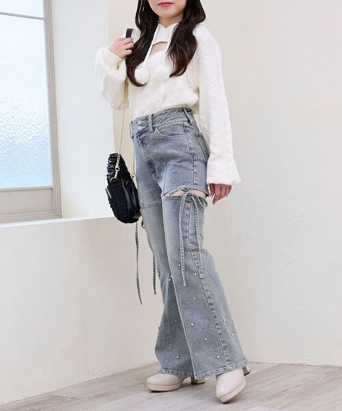 MAJESTIC LEGON（マジェスティックレゴン）の「ポンポン付きフードケーブルニット（ニット/セーター・レディース・アイボリー/チャコールグレー/ベージュ・MEDIUM）」の15枚目の写真