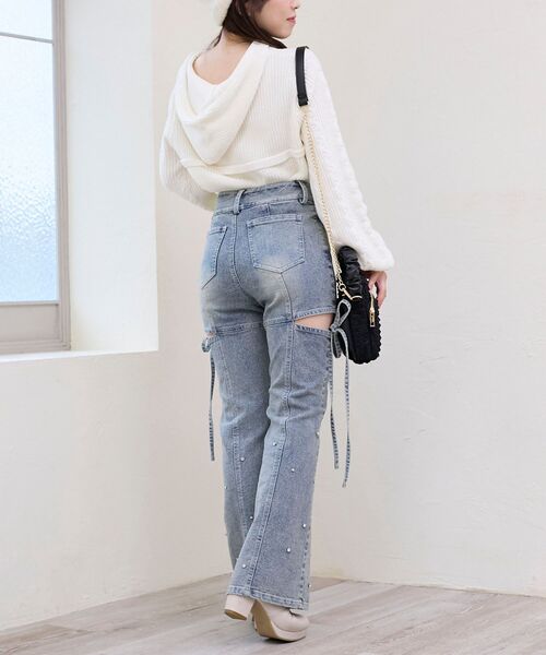 MAJESTIC LEGON（マジェスティックレゴン）の「ポンポン付きフードケーブルニット（ニット/セーター・レディース・アイボリー/チャコールグレー/ベージュ・MEDIUM）」の16枚目の写真