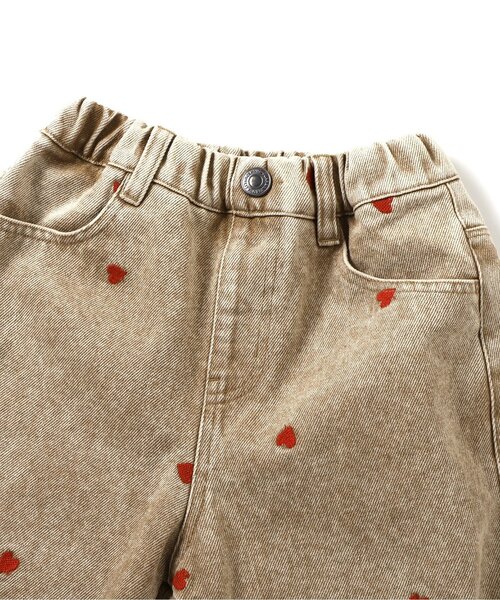 BREEZE(ブリーズ)の「ハート総柄 刺繍バレルパンツ_ジュニア対応(デニムパンツ・キッズ・ベージュ/ブラック・140/130/80/120/110/100/90)」の15枚目の写真