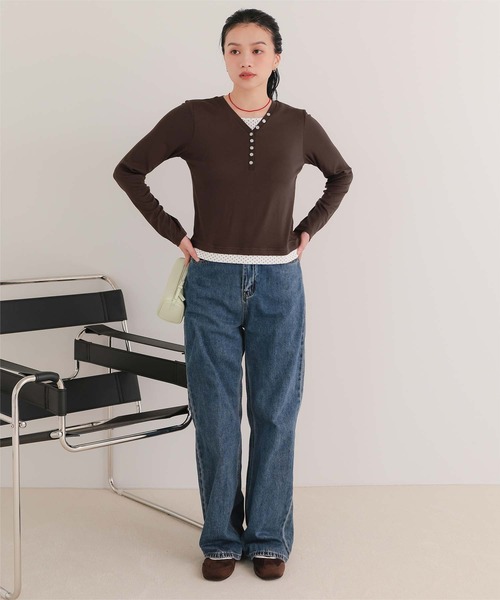 miette(ミエット)の「レイヤード風Vネックヘンリートップス(Tシャツ/カットソー・レディース・ブラック/レッド/ブラウン/グレー・L/M/S)」の17枚目の写真