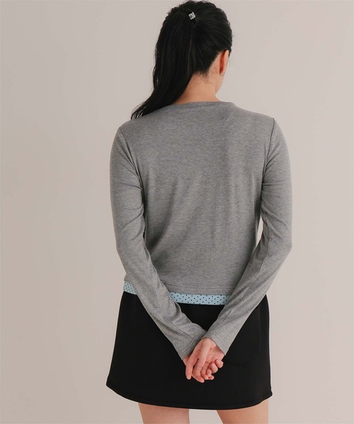 miette(ミエット)の「レイヤード風Vネックヘンリートップス(Tシャツ/カットソー・レディース・ブラック/レッド/ブラウン/グレー・L/M/S)」の13枚目の写真