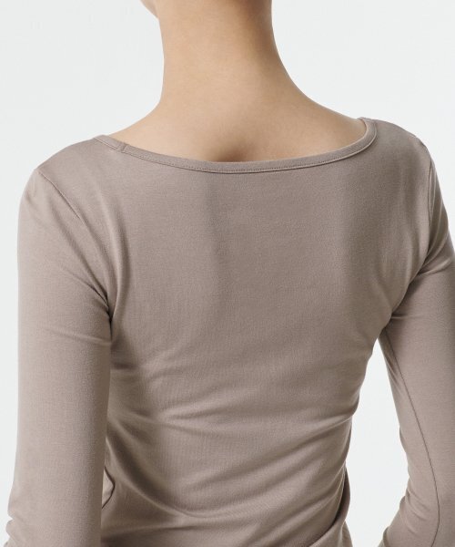 MUSINSA STANDARD WOMAN（ムシンサスタンダードウーマン）の「ウィメンズテンセルスリムバレリーナ長袖Tシャツ[グレイッシュベージュ]（Tシャツ/カットソー・レディース・その他・LARGE/MEDIUM/SMALL/X-SMALL）」の4枚目の写真