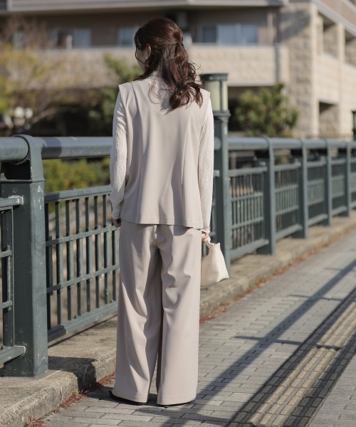 Bou Jeloud(ブージュルード)の「【はあちゅう*Bou Jeloud】2WAYフェイスベスト(ベスト・レディース・ベージュ/ネイビー・38/40)」の15枚目の写真