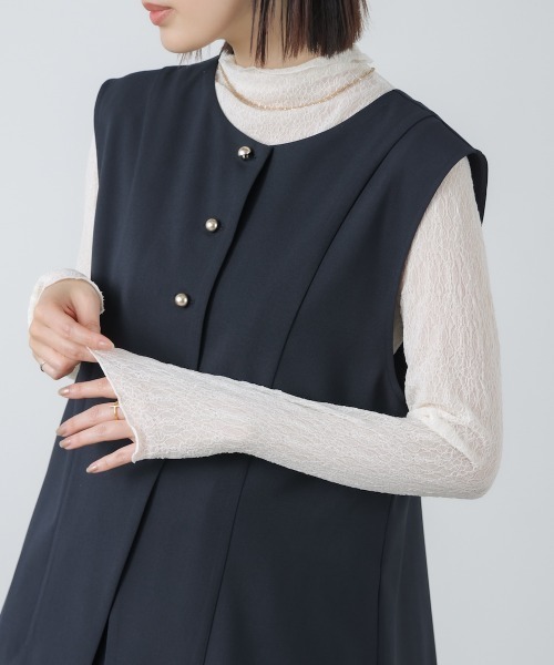 Bou Jeloud(ブージュルード)の「【はあちゅう*Bou Jeloud】2WAYフェイスベスト(ベスト・レディース・ベージュ/ネイビー・38/40)」の4枚目の写真