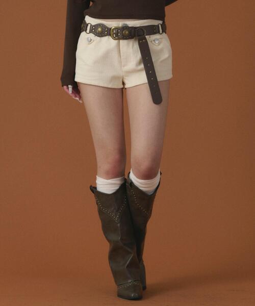 dispark（ディスパーク）の「DISPARK/【26年春夏新作】コーデュロイマイクロショートパンツ（その他パンツ・レディース・アイボリー/ブラック・SMALL/MEDIUM）」の6枚目の写真