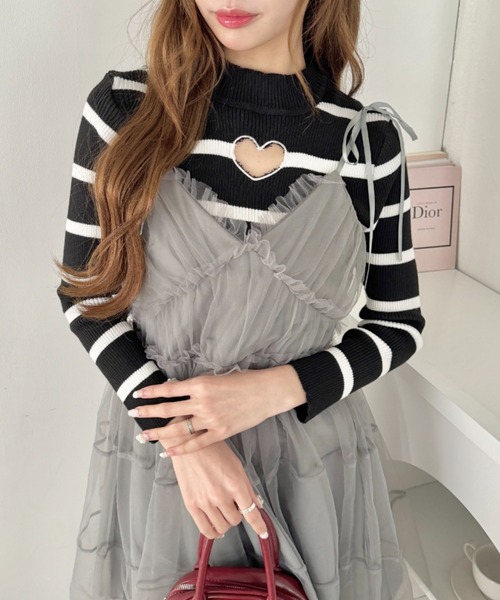 Loueme(ルエム)の「オープンハートボーダーリブトップス(Tシャツ/カットソー・レディース・ライトブルー/ホワイト/ブラック・FREE)」の3枚目の写真